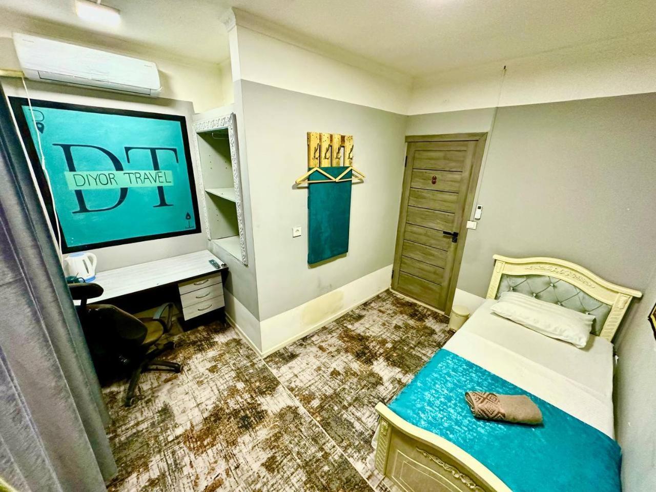 Guest House By Sayohati Diyor Ντουσαμπέ Εξωτερικό φωτογραφία