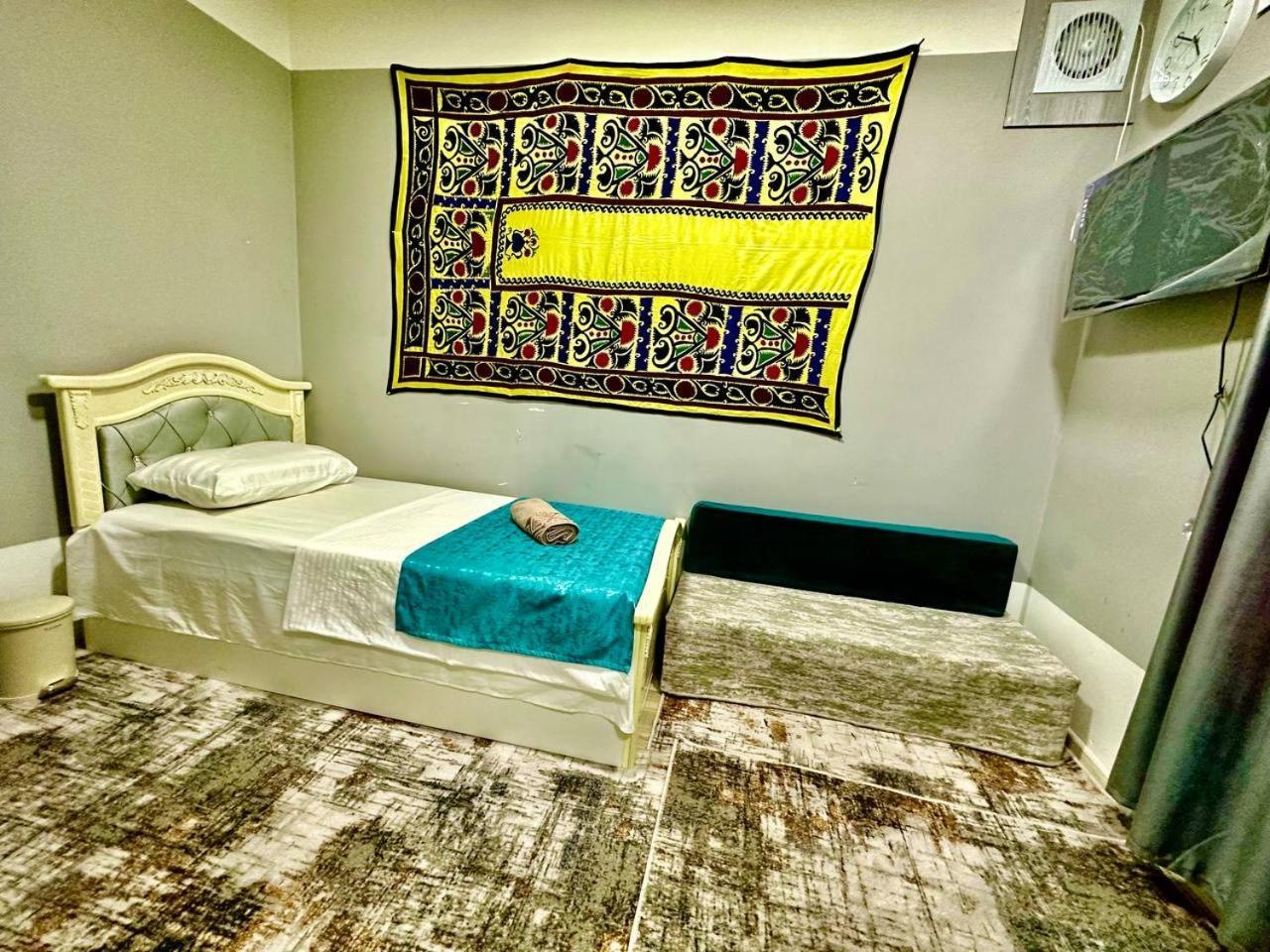 Guest House By Sayohati Diyor Ντουσαμπέ Εξωτερικό φωτογραφία